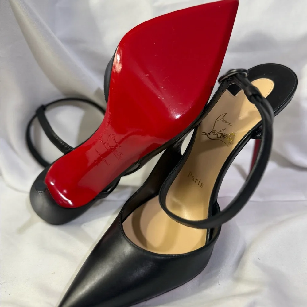 Christian Louboutin Jenlove
100 mm Strappy pumps - Kid leather W/Size 41 US/11 - Picture 9 of 12